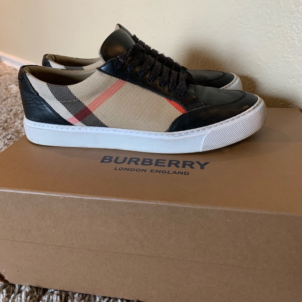 Burberry women’s size 37